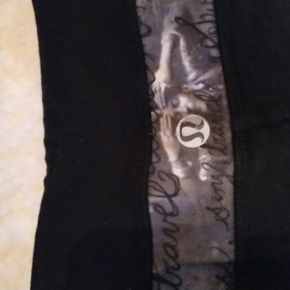 Lululemon capris - Picture 4 of 5